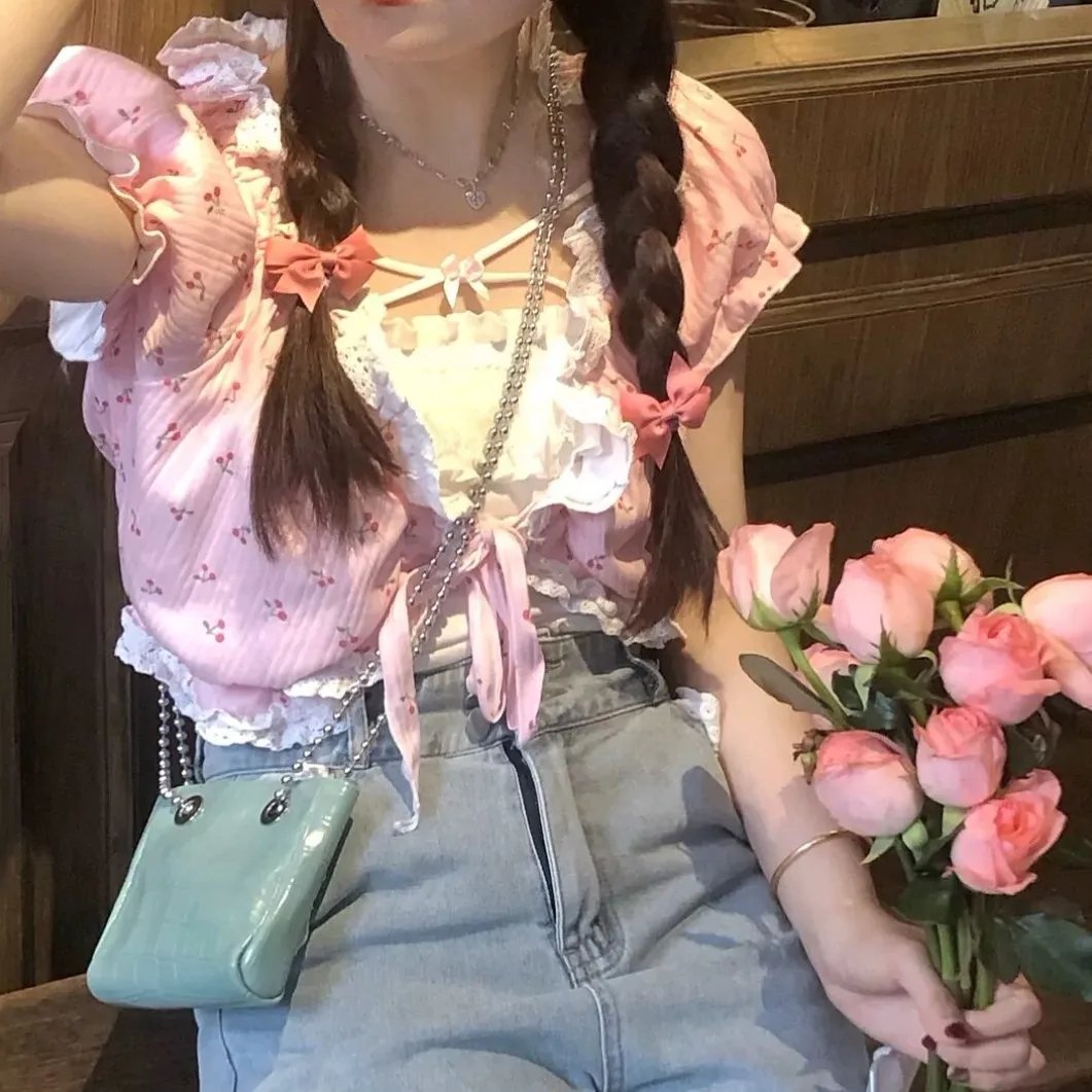 女摄青鬼游埠